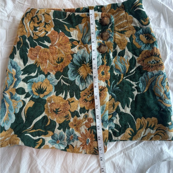 SOLD EUC Sézane Peter Skirt in Garden Flowers Size 4/36 - Picture 10 of 10
